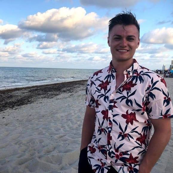 Poshmark profile picture for @marcin
